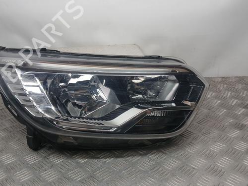 Used Right headlight RENAULT EXPRESS Box Body/MPV 1.5 Blue dCi 95 (F6AB) (95 hp) 24892715