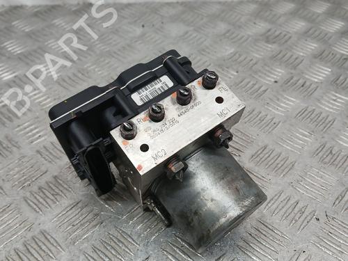 Used ABS pump TOYOTA COROLLA Verso (ZER_, ZZE12_, R1_) 2.2 D-4D (AUR10_, AUR10R) (136 hp) 30329866