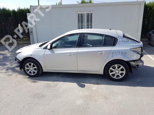 Used Parts CHEVROLET CRUZE Hatchback (J305)  2.0 CDI  1041705