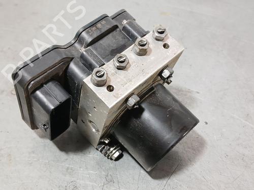 Used ABS pump ABS pump FIAT 500 (312_) 1.0 Mild Hybrid (312.AYD1B) (69 hp) 33932710 33932710