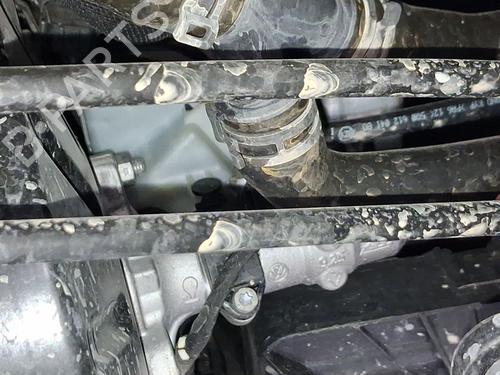 brake-master-cylinder-vw-golf-vii-5g1-bq1-be1-be2-2012-2013-2014-2015-2016-2017-2018-2019-2020-2021-37644442 main image