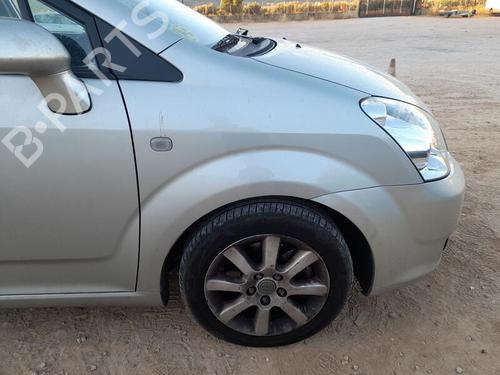 Used Right front fenders TOYOTA COROLLA Verso (ZER_, ZZE12_, R1_) 2.2 D-4D (AUR10_, AUR10R) (136 hp) 29145814