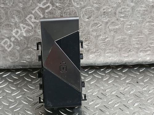 switch-ds-ds-7-crossback-j4_-jr_-jc_-2017-40603489 main image