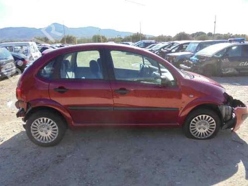 Left front fog light CITROËN C3 I (FC_, FN_) 1.4 HDi | BP216578C30