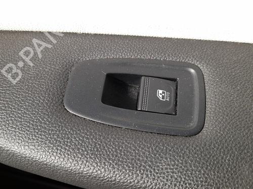 right-front-window-switch-renault-clio-v-b7_-2019-33854481 main image