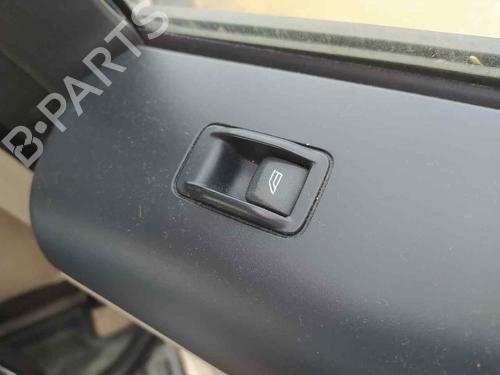Used Right rear window switch LAND ROVER FREELANDER 2 (L359) [2006-2015]  22974469