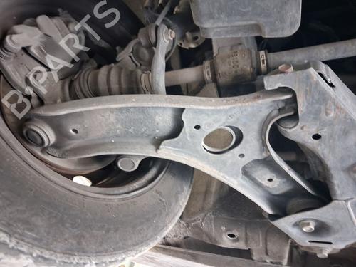 Høyre foran bærearm Høyre foran bærearm HYUNDAI i20 I (PB, PBT) 1.2 (86 hp) 37473438 37473438