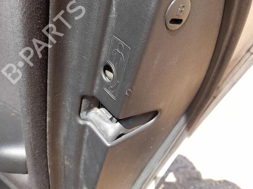 Højre bagtil lås AUDI A4 B6 (8E2) 1.9 TDI (130 hp) 26458141