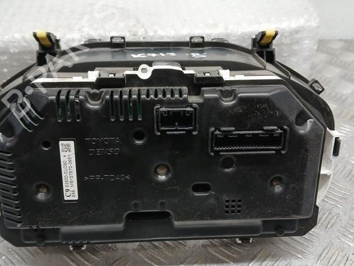 Instrument cluster TOYOTA YARIS (_P13_) 1.5 Hybrid (NHP130_, NHP130) | BP26395897C47 