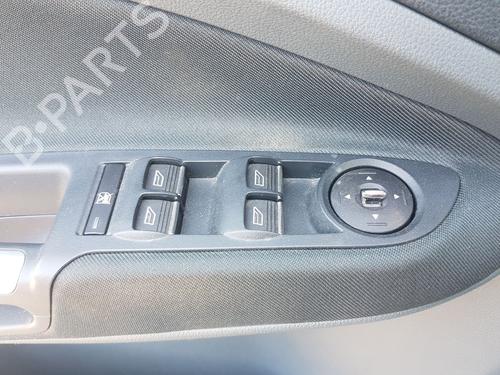 Used Left front window switch Left front window switch FORD C-MAX II (DXA/CB7, DXA/CEU) 1.0 EcoBoost (125 hp) 33547417 33547417