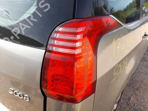 Used Right taillight PEUGEOT 5008 (0U_, 0E_) 1.6 HDi (110 hp) 29917797