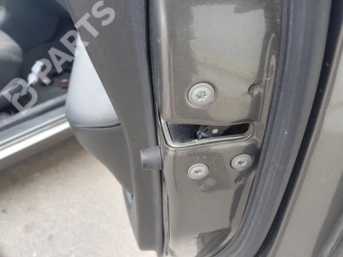 Used Front right lock Front right lock TOYOTA COROLLA Saloon (_E12_) 1.4 D-4D (NDE120_, NDE120R) (90 hp) 10553650 10553650