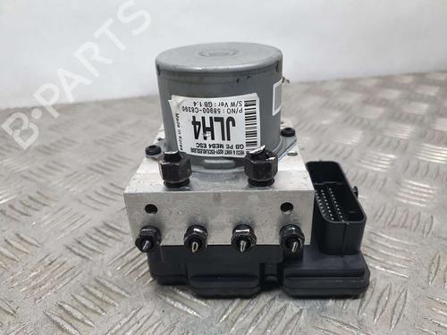 Used ABS pump HYUNDAI i20 II (GB, IB) [2014-2021]  8056316