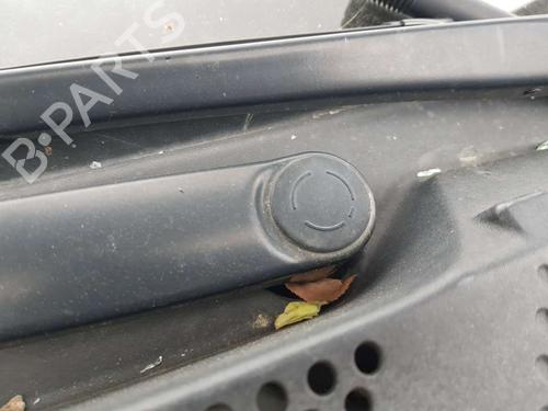 Used Front wiper motor KIA CEE'D (JD) [2012-2018]  17368467