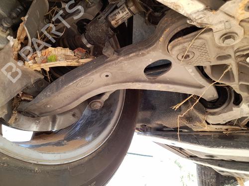 Used Right front suspension arm LAND ROVER RANGE ROVER EVOQUE (L551) 2.0 D150 MHEV 4x4 (150 hp) 30319449