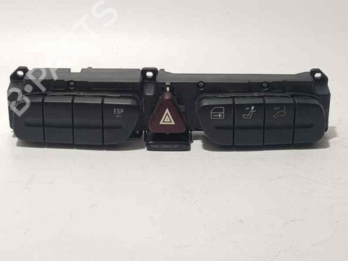 Used Switch MERCEDES-BENZ C-CLASS (W203) [2000-2007]  8127054