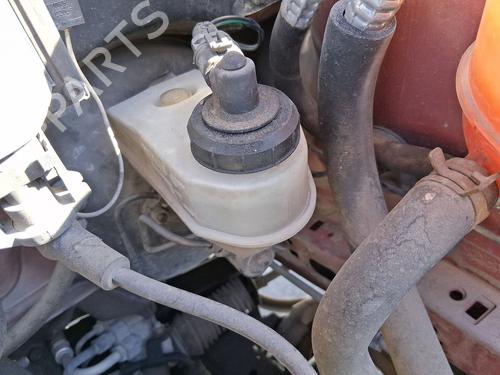 Used Brake master cylinder Brake master cylinder RENAULT MEGANE I (BA0/1_) 1.4 e (BA0E, BA0V) (75 hp) 33854255 33854255