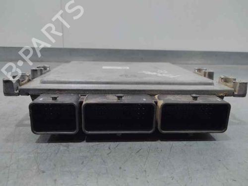 Used Engine control unit (ECU) RENAULT MEGANE IV Hatchback (B9A/M/N_) [2015-2025]  25050191