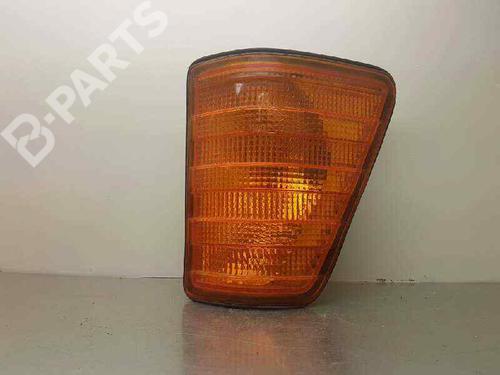 Used Left front indicator MERCEDES-BENZ S-CLASS (W140) [1991-1998]  3726043