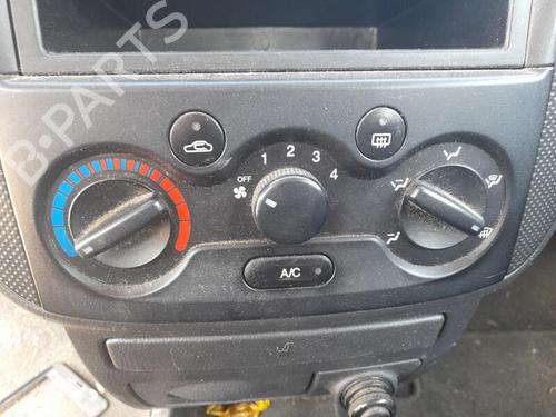 Used Climate control CHEVROLET AVEO / KALOS Hatchback (T200) 1.4 16V (94 hp) 26454836