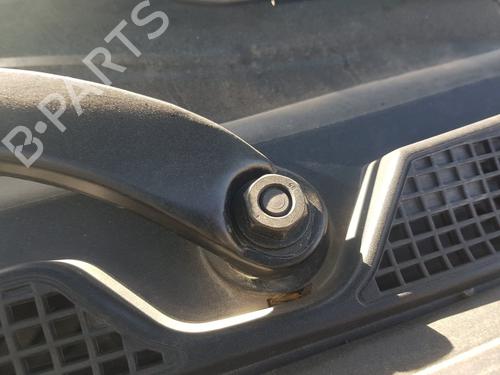 Viskermotor vindrute RENAULT CAPTUR I (J5_, H5_) [2013-2025]  15545135