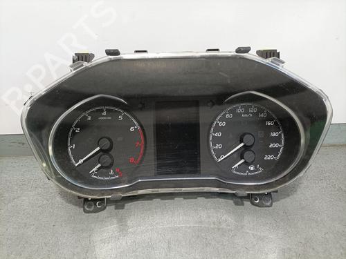 Used Instrument cluster TOYOTA YARIS (_P13_) [2010-2020]  8223121