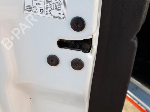 Used Front left lock Front left lock RENAULT EXPRESS Box Body/MPV 1.5 Blue dCi 75 (F6AA) (75 hp) 33626125 33626125