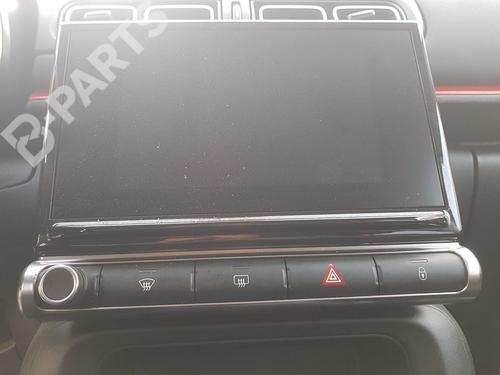 BP10681868E6 main image