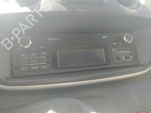 Radio RENAULT KANGOO Express (FW0/1_) Z.E. (FW0Z, FW1Z) | BP24677868E6 - Image 1