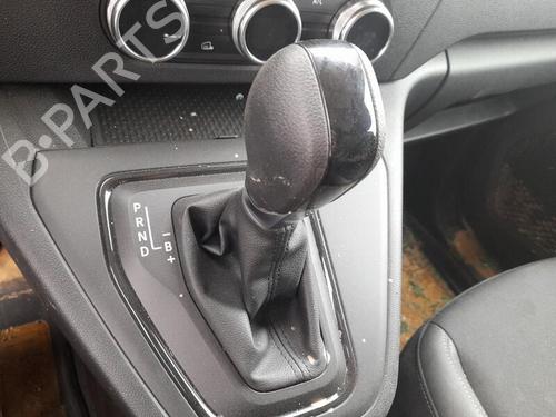 Used Gear lever RENAULT KANGOO III Box Body/MPV E-Tech Electric (FJJA) (122 hp) 27384917