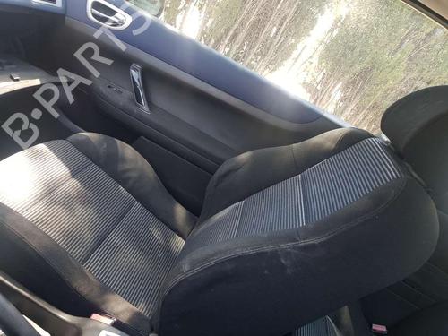 Used Right front seat PEUGEOT 307 CC (3B) 2.0 16V (136 hp) 19158713