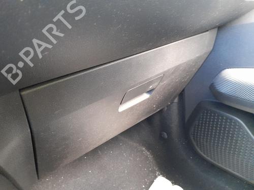 Used Glove box DACIA SANDERO III 1.0 TCe 90 (91 hp) 31827599