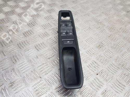 Used Left front window switch DACIA SANDERO III 1.0 TCe 90 (91 hp) 29916510