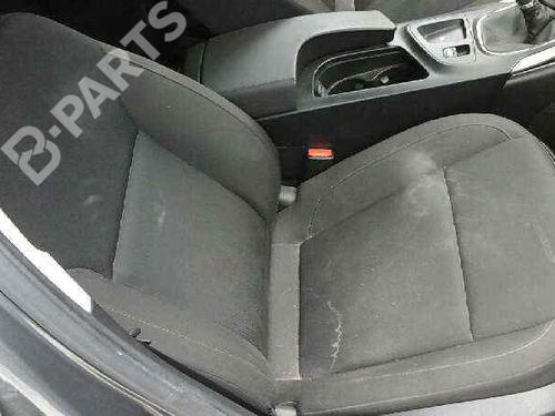 Used Right front seat Right front seat OPEL INSIGNIA A (G09) 1.8 (68) (140 hp) 6828961 6828961