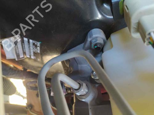 Used Brake master cylinder MG MG ZS SUV 1.0 T-GDi (111 hp) 21082110