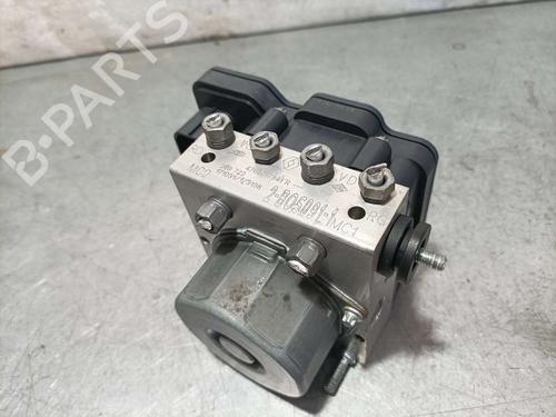 Used ABS pump RENAULT CAPTUR I (J5_, H5_) [2013-2025]  10986780