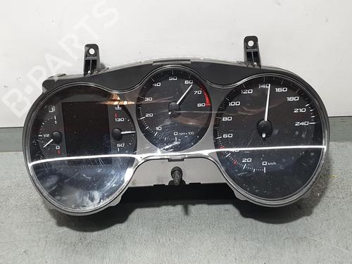 Used Instrument cluster SEAT LEON (1P1) [2005-2013]  9697545