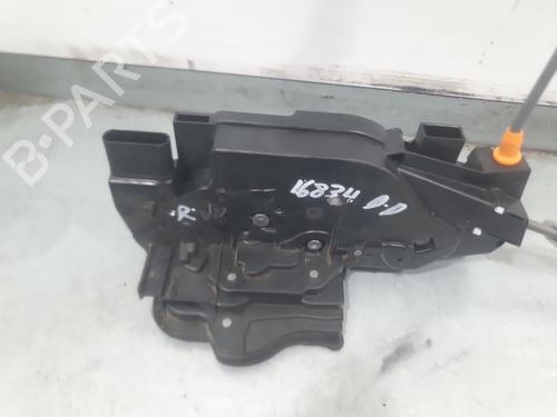 front-right-lock-mercedes-benz-gla-h247-2020-27156087 main image