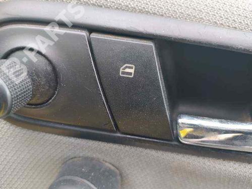 Used Right front window switch Right front window switch SEAT IBIZA III (6L1) 1.4 16V (75 hp) 8180330 8180330