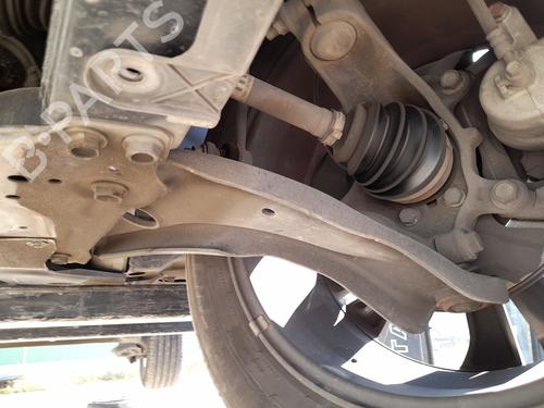 Used Left front suspension arm NISSAN QASHQAI II (J11, J11_) 1.5 dCi (116 hp) 30081203