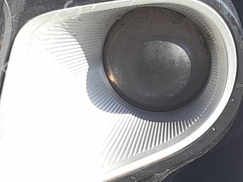left-front-fog-light-kia-stonic-yb-2017-36109567 main image