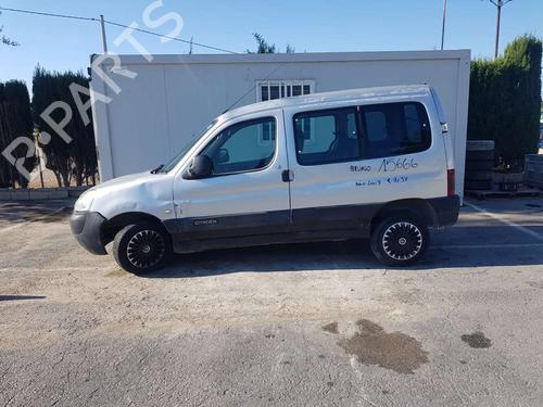 Left taillight CITROËN BERLINGO / BERLINGO FIRST Box Body/MPV (M_) 1.9 D 70 (MBWJZ, MCWJZ) | BP18696586C34 