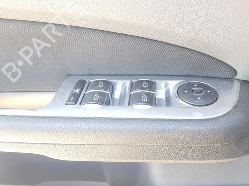 Used Left front window switch FORD FOCUS II (DA_, HCP, DP) 1.6 TDCi (109 hp) 24598179