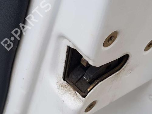 Vergrendeling rechts voor PEUGEOT 306 (7B, N3, N5) [1993-2003]  17106478