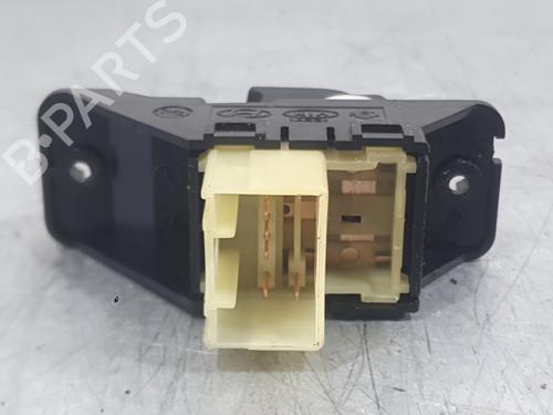 Right rear window switch KIA STONIC (YB) 1.0 T-GDi | BP35981969I28 - Image 3