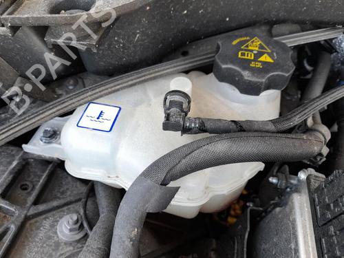 Used Expansion tank MASERATI GRECALE Modena Mild Hybrid Q4 (330 hp) 28376801