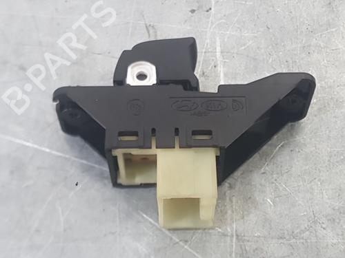Left rear window switch KIA STONIC (YB) 1.0 T-GDi | BP37263781I29 - Image 2