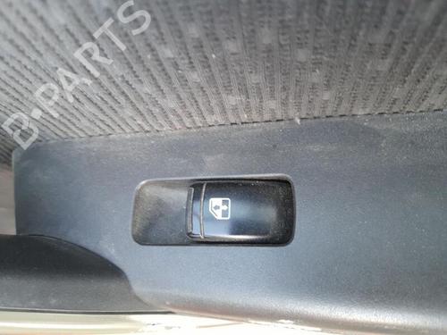 Used Right rear window switch CHEVROLET AVEO / KALOS Saloon (T250, T255) 1.4 (94 hp) 28351567