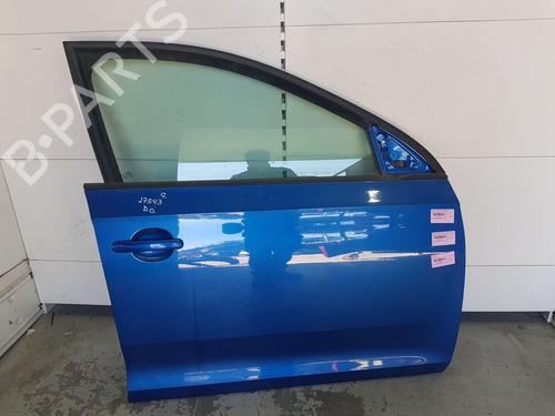 right-front-door-seat-toledo-iv-kg3-2012-2013-2014-2015-2016-2017-2018-2019-33958352 main image