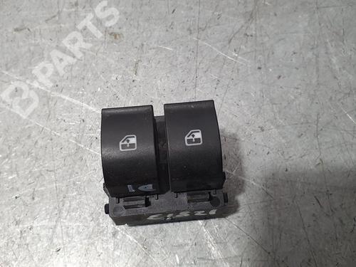 Used Left front window switch Left front window switch FIAT BRAVO II (198_) 1.4 T-Jet (198AXG1B) (120 hp) 9251208 9251208